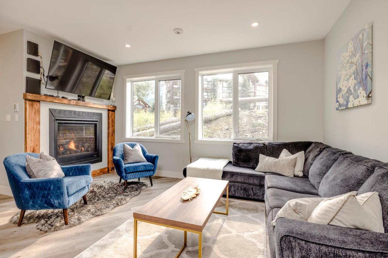 Ski In Ski Out With Huge Game Room And Hot Tub Fernie Exterior photo